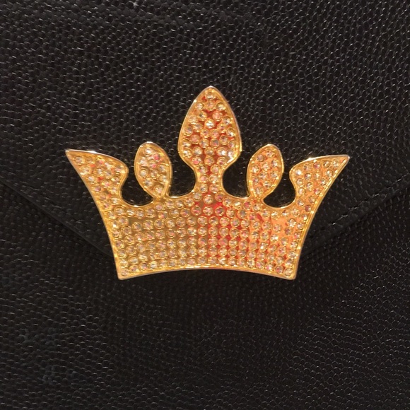 J. Estina Black Leather Purse with Faux Gold Chain - Picture 2 of 14